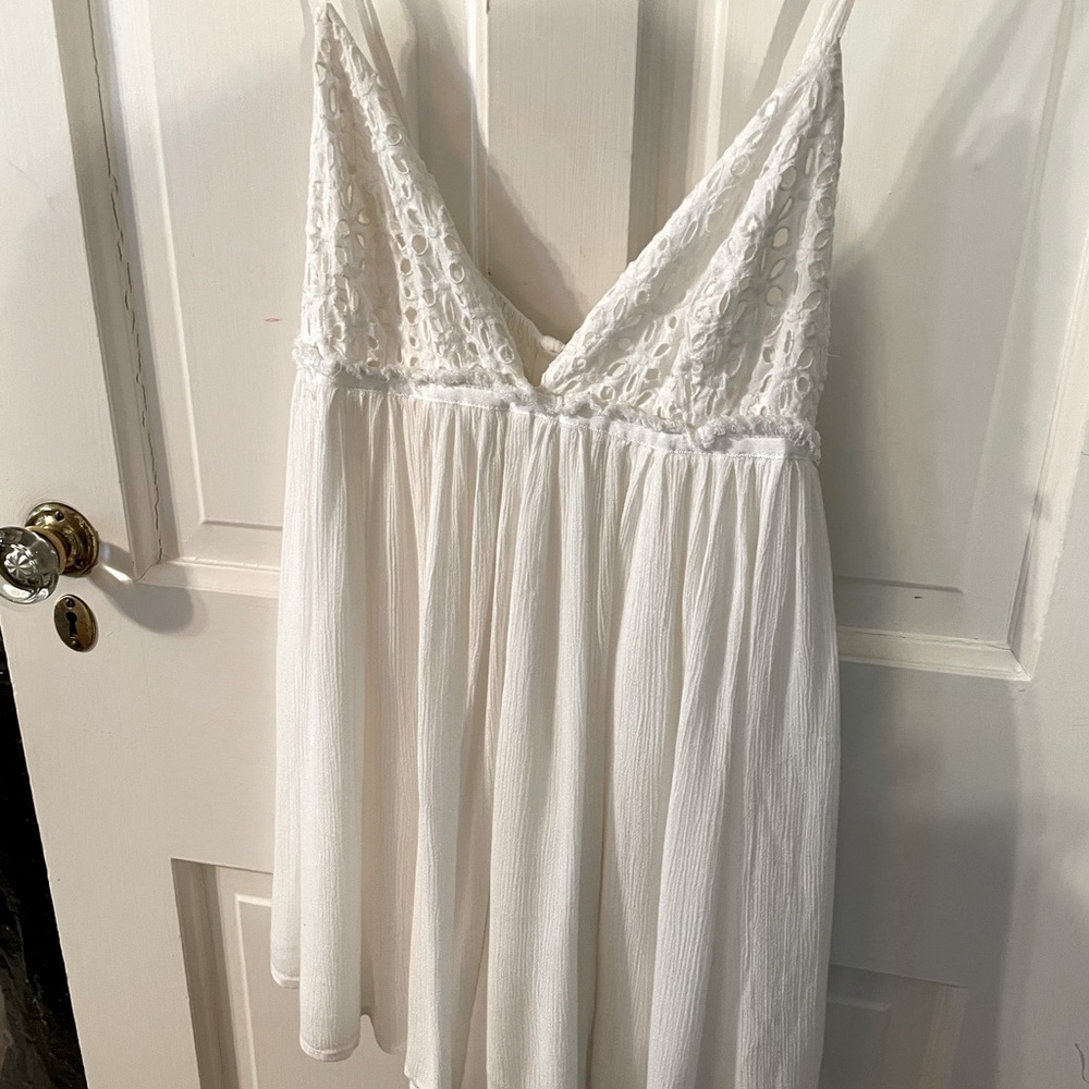 White light weight cotton dress skort. Sassy, Adorable for summer!!
